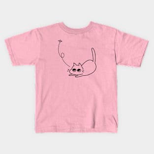 Cat with fly black line Kids T-Shirt